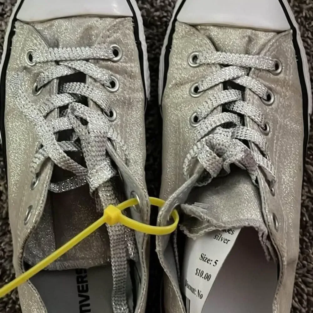 Converse low tops womens size 5 grey/silver
